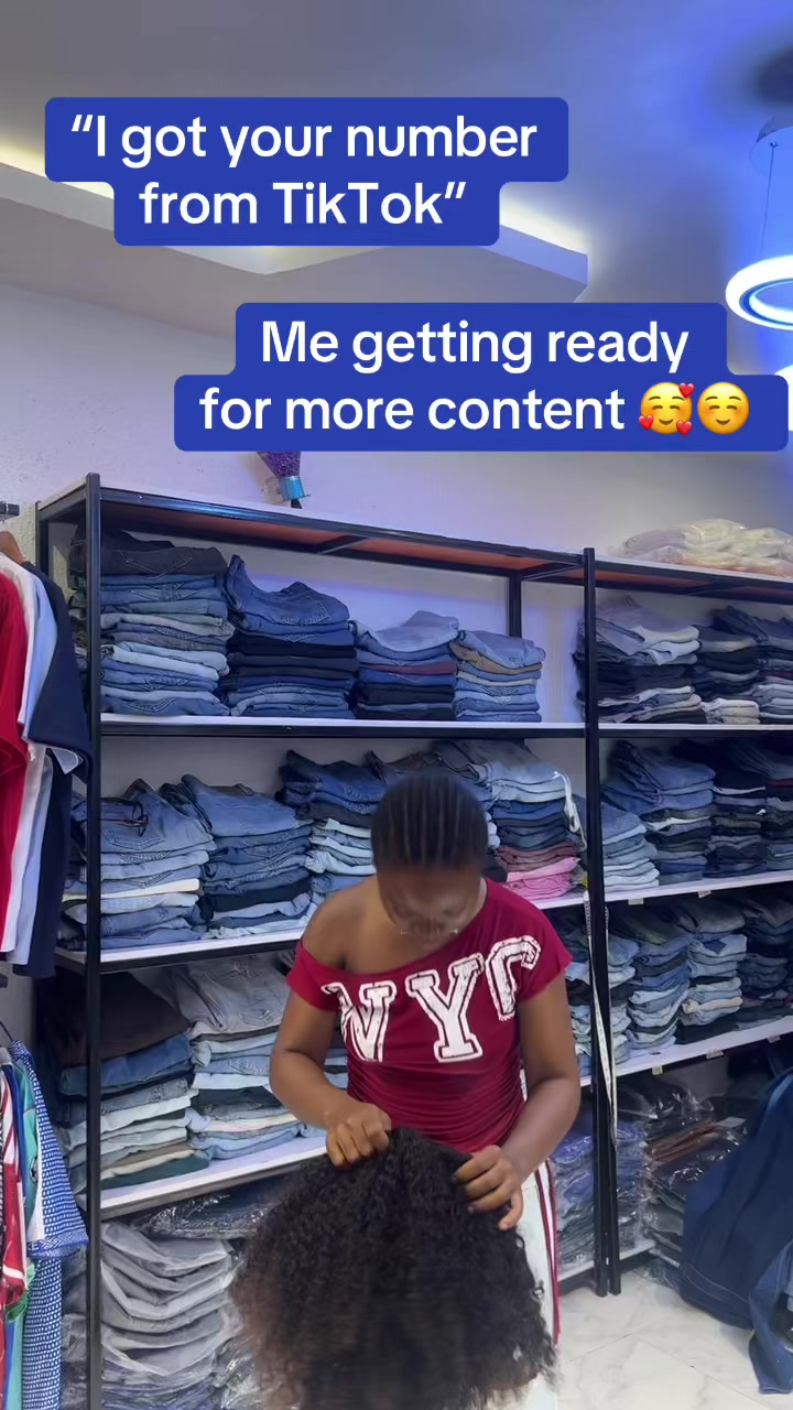 @UYO BAGGY JEANS & TEES VENDOR