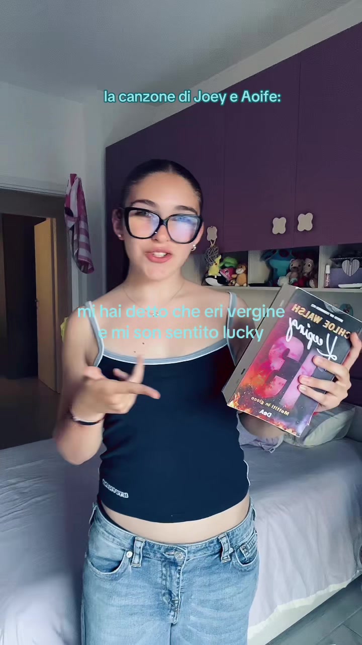 @𝓻𝓸𝓻𝓸𝓫𝓸𝓸𝓴𝓼𝓱𝓮𝓵𝓯⭐️🎫