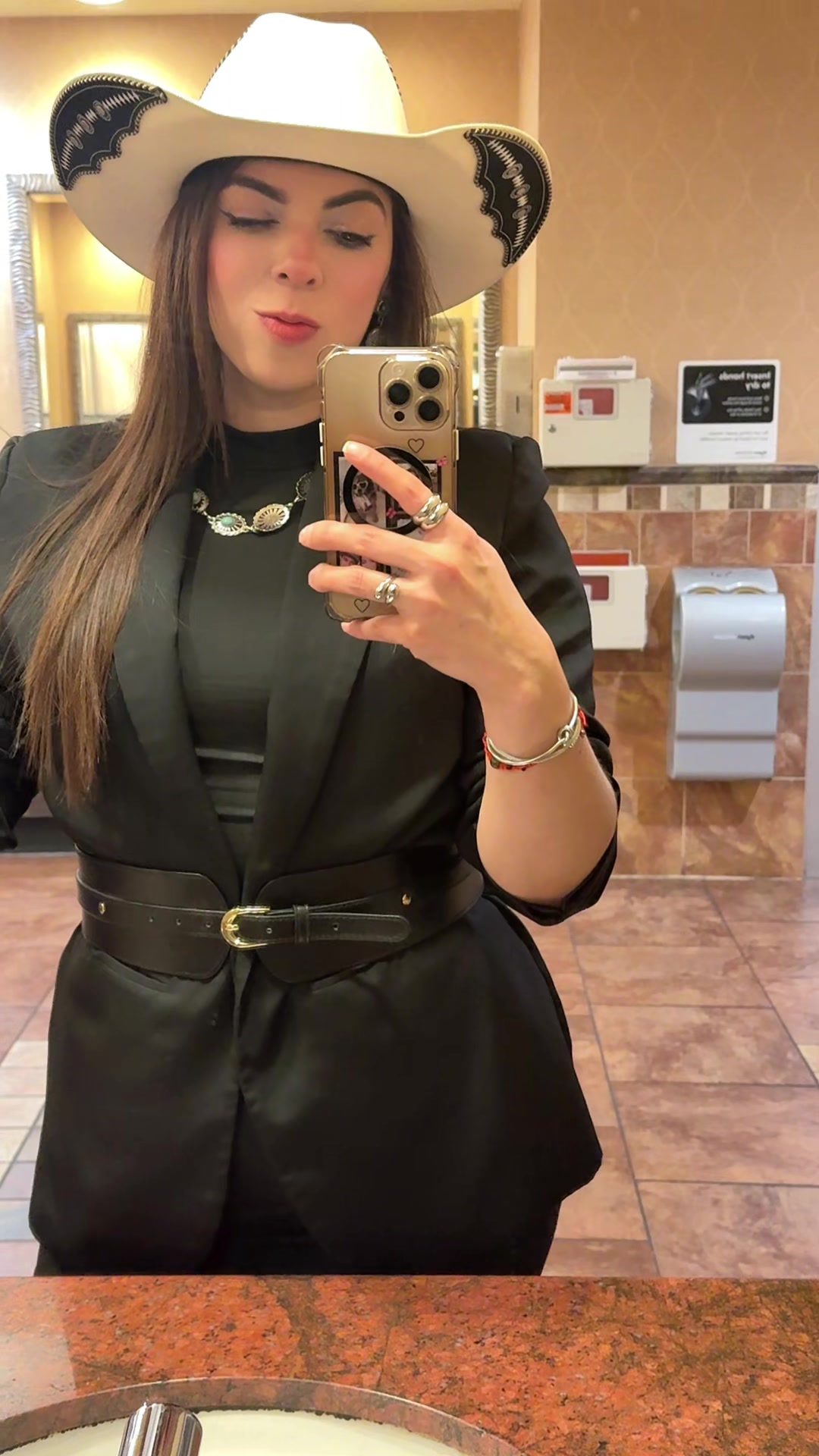 @marissabeltran17