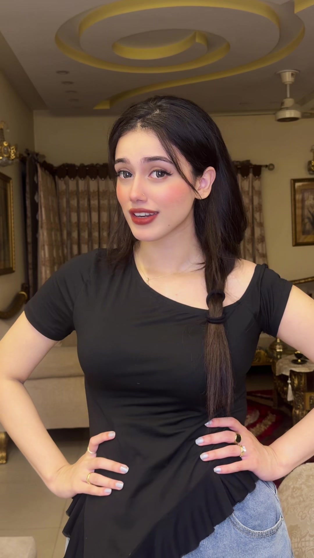 @Alina Amir