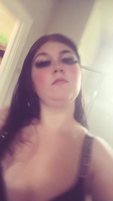 @🌪️𝓟𝓡𝓔𝓣𝓣𝓨 𝓚𝓐𝓨❤️🤑