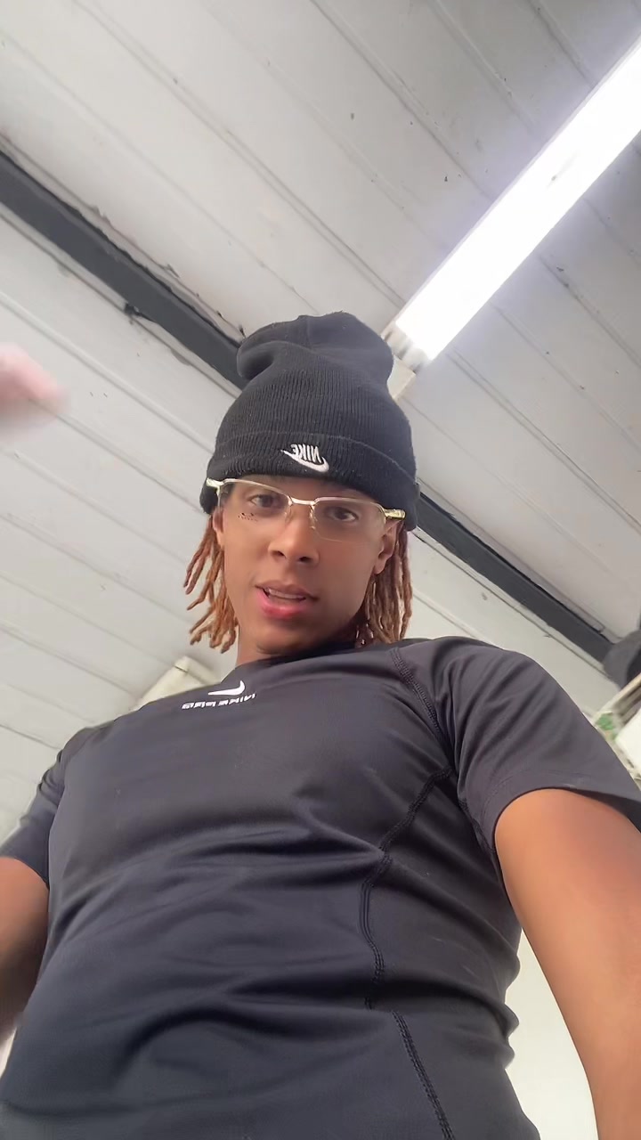 @Lil g