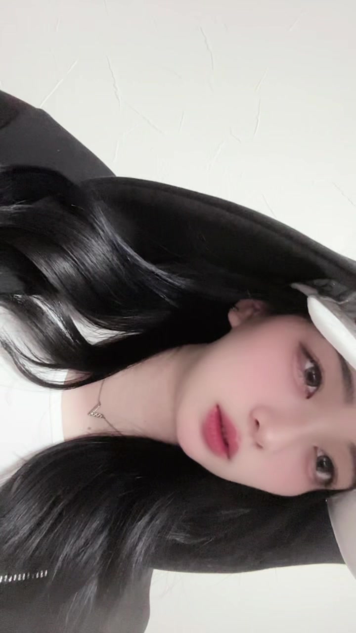 @にー