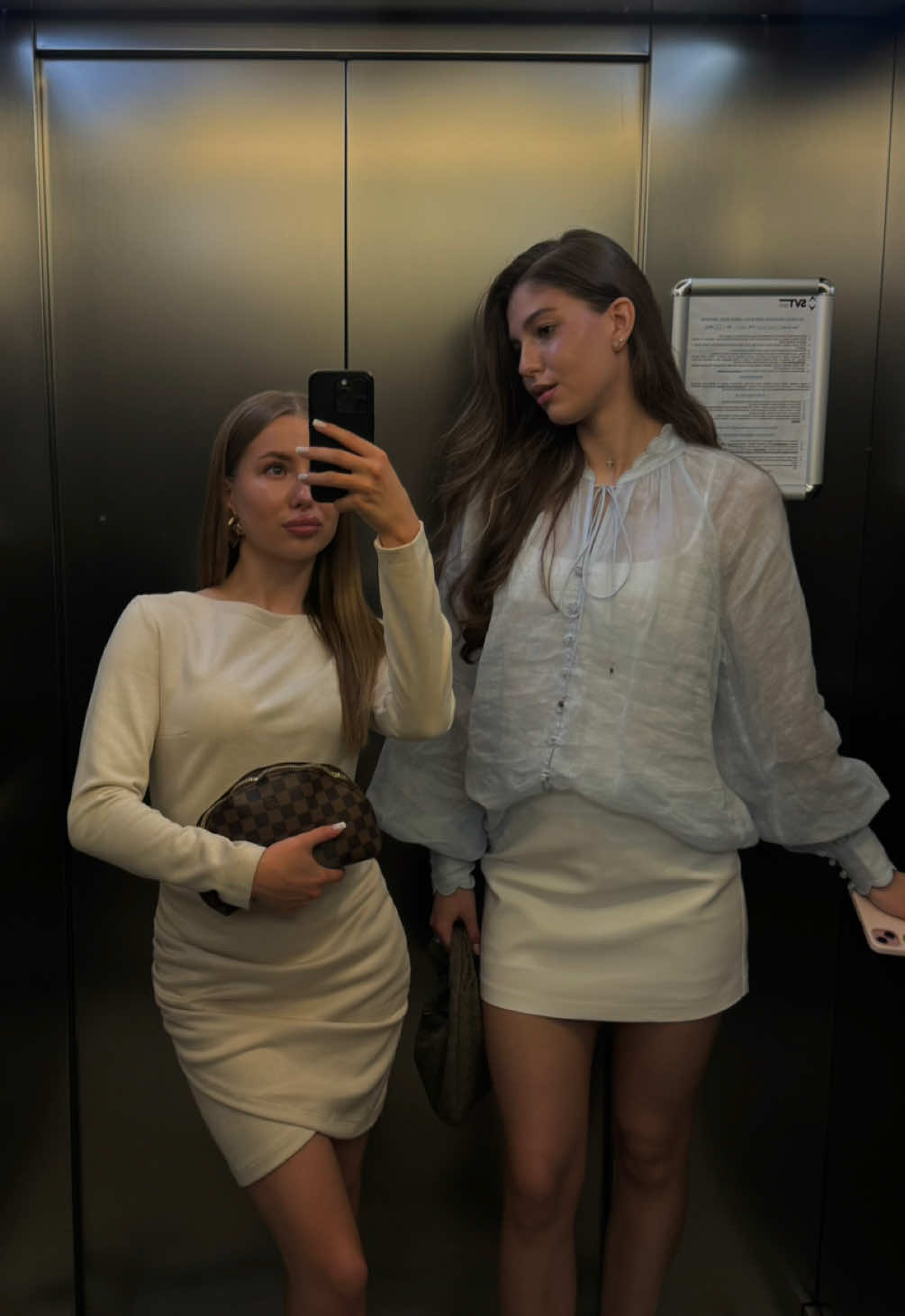 @DARYA MERKULOVA