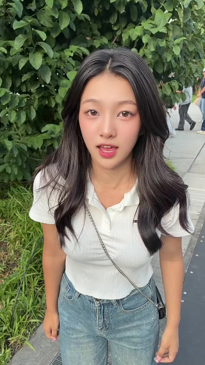 @虹咲カリナ