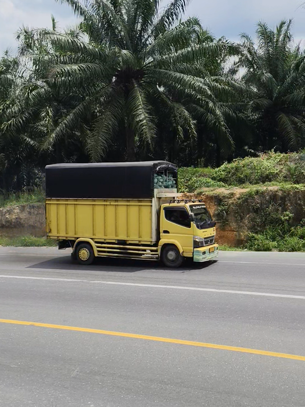 @Bukit Kodok Truck Video