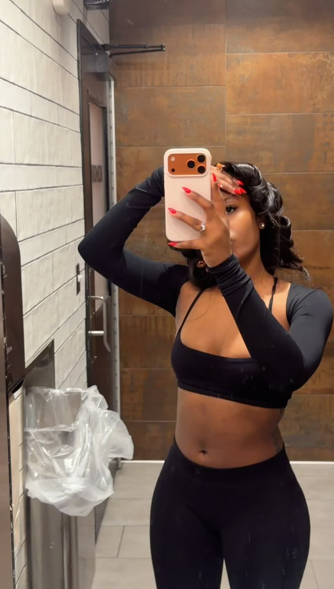 @user567775443