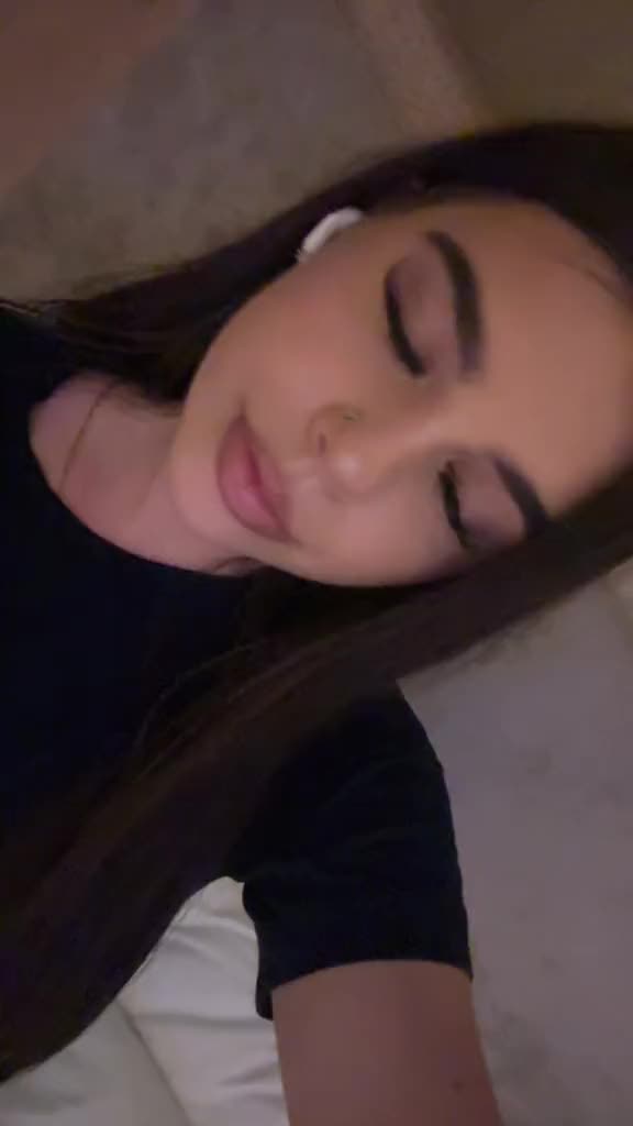 @tonia