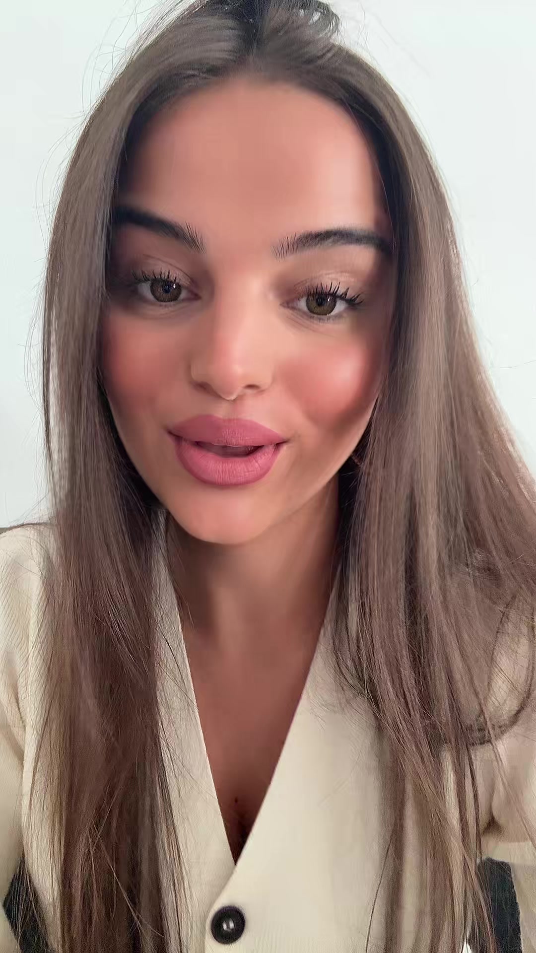 @Moldoveanca cu gropițe❤️🇲🇩