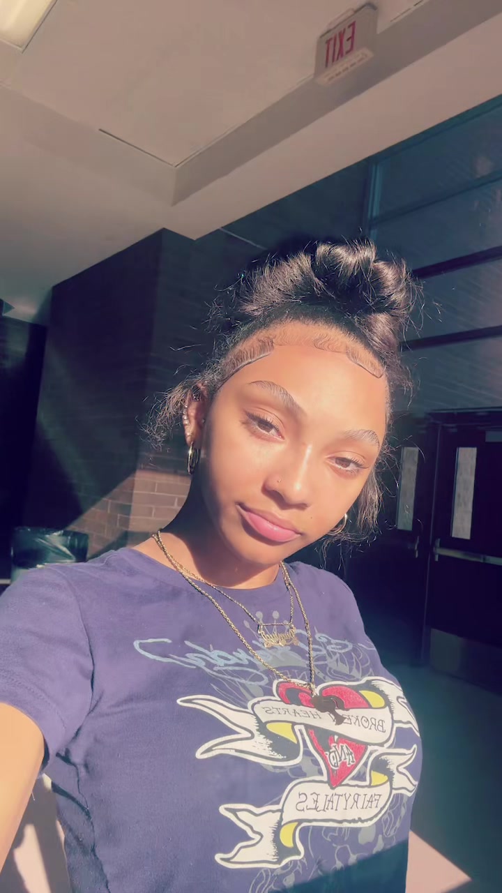 @aprettygirl