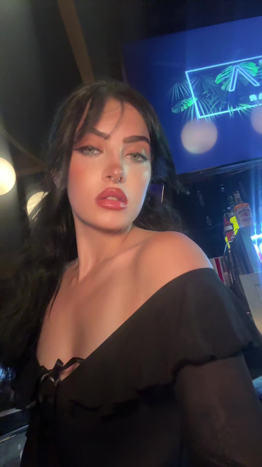 @lilliezworld