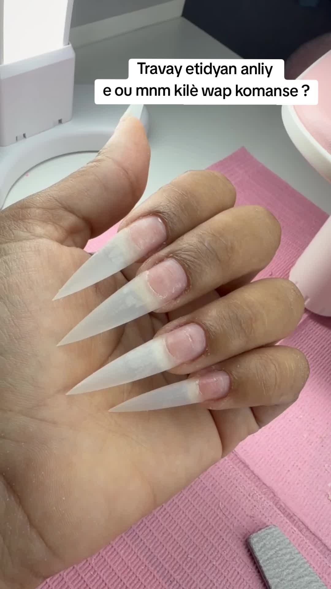 @🎀Mykerda_nail💅and School 🎀