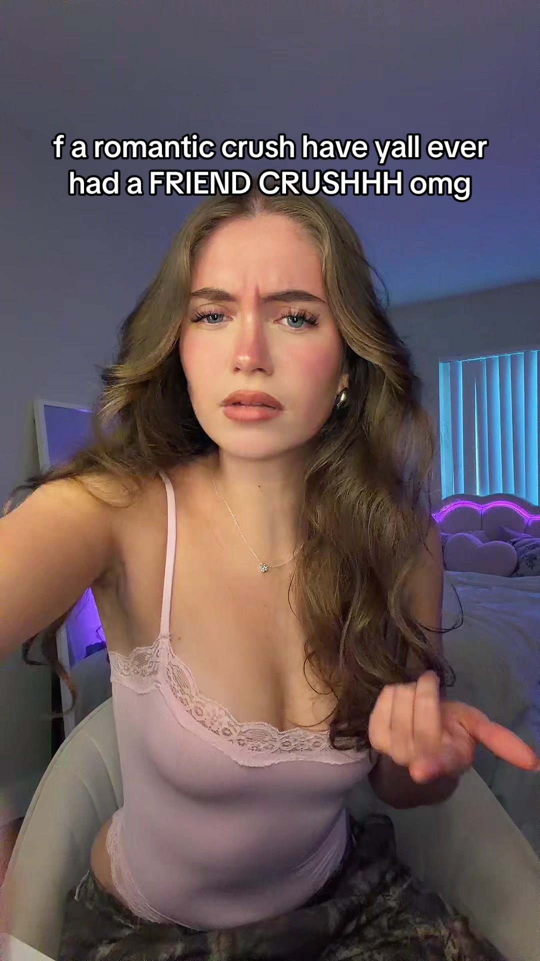 @ella.rene