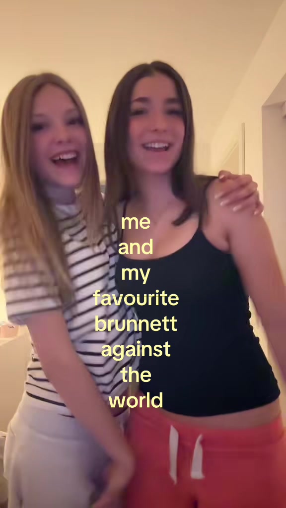 @Mia&Elsa