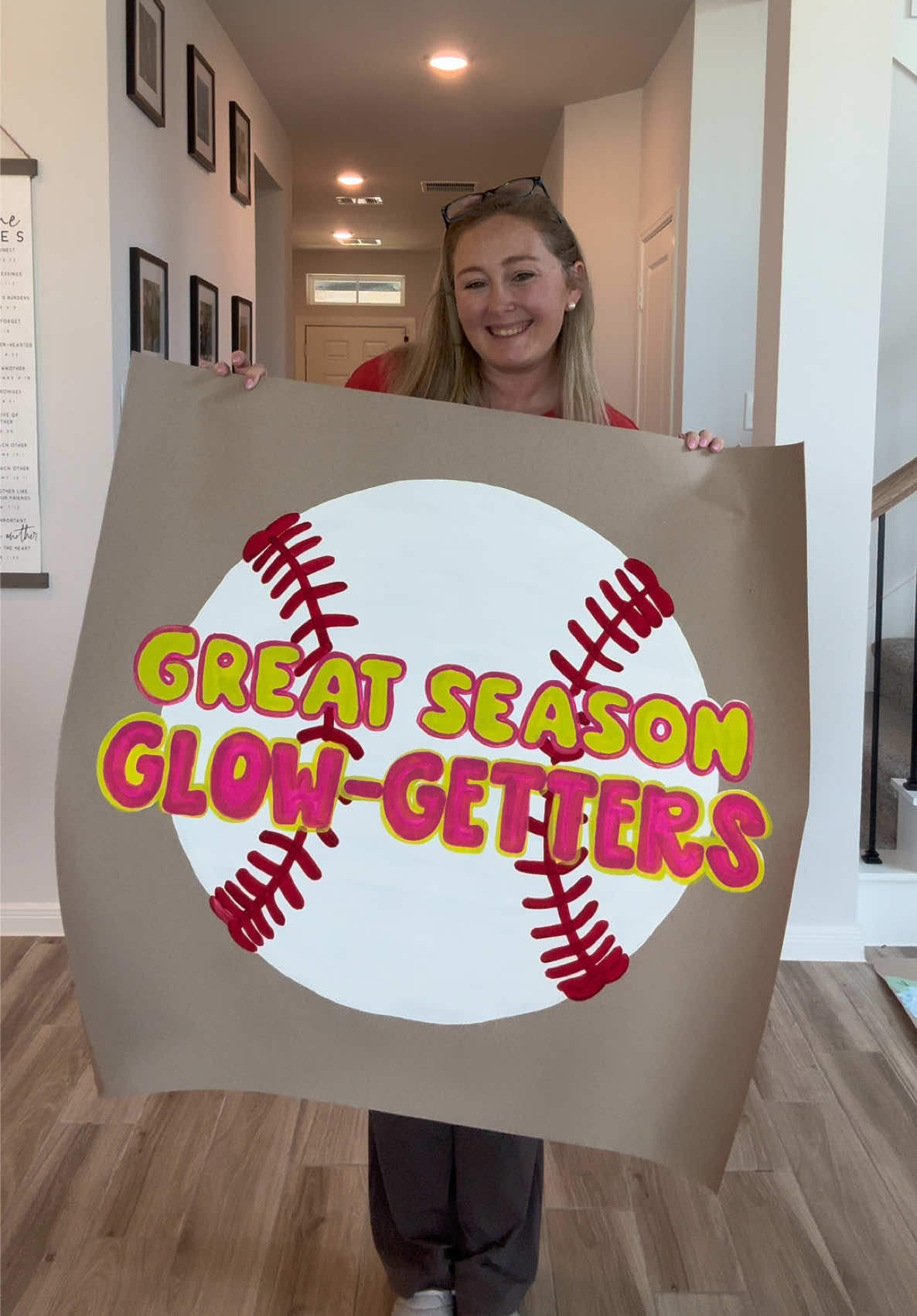 @Lindsey | Banner Artist & Mom