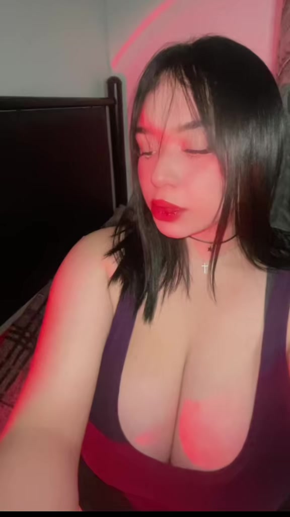 @Sarah neft 🍒