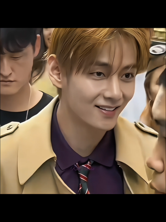 @꧁𝐾𝒾𝓂𝒜𝓃𝓈𝒽𝒶 ꧂
