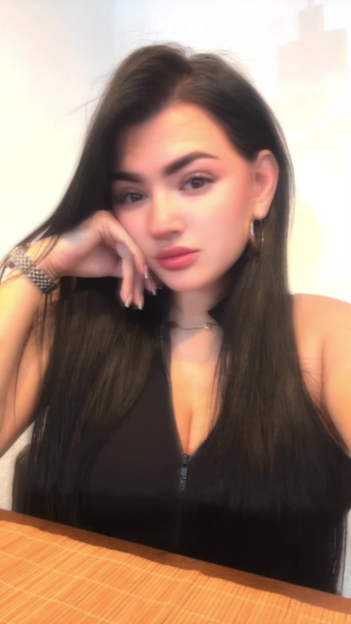 @KRISTINA🌙