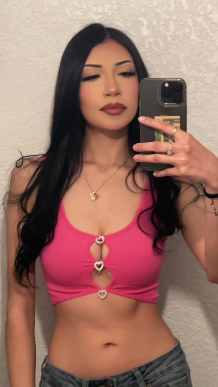 @emicarre21