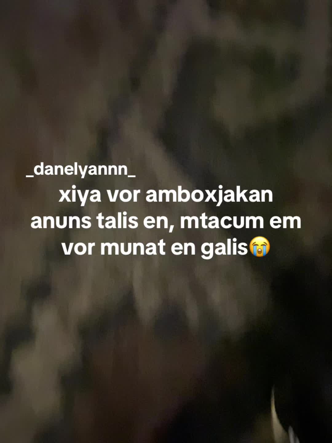 @_danelyannn_