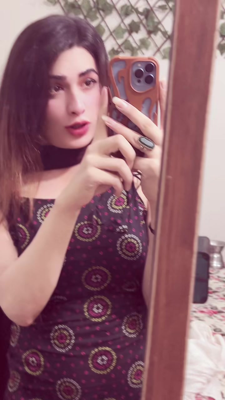@Hanya Malik🍂