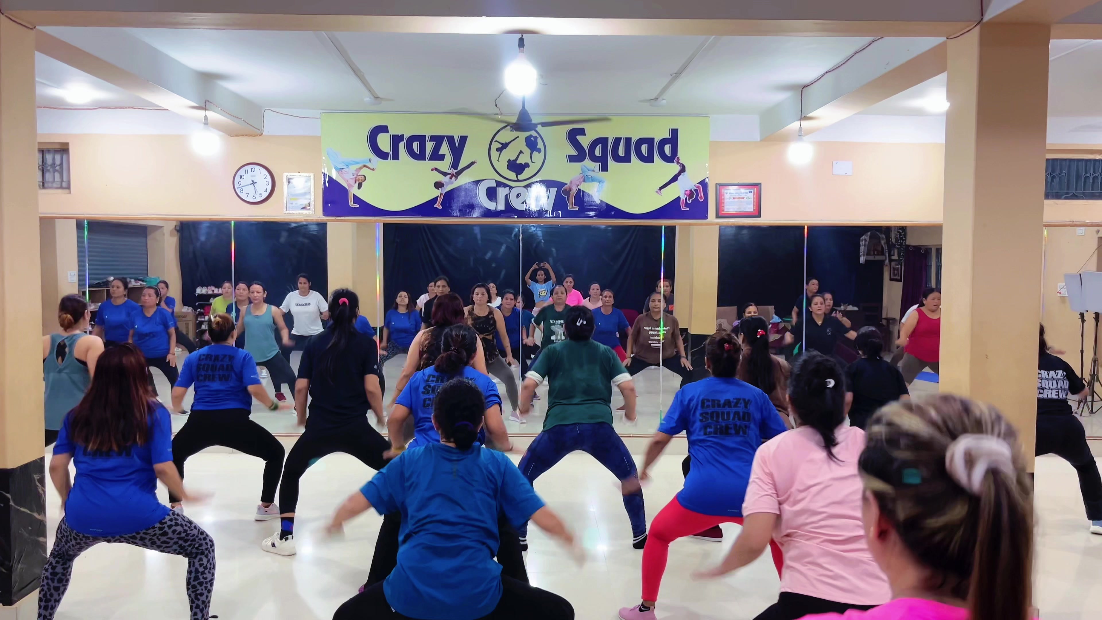@Crazy Squad Crew