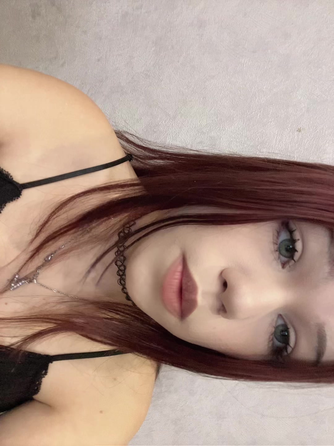 @v1kssa