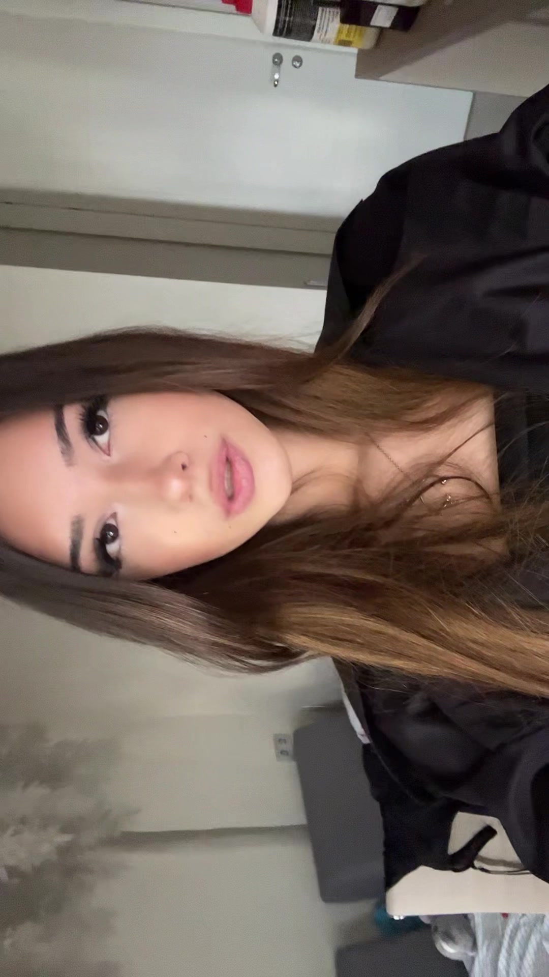 @LIL TESSA
