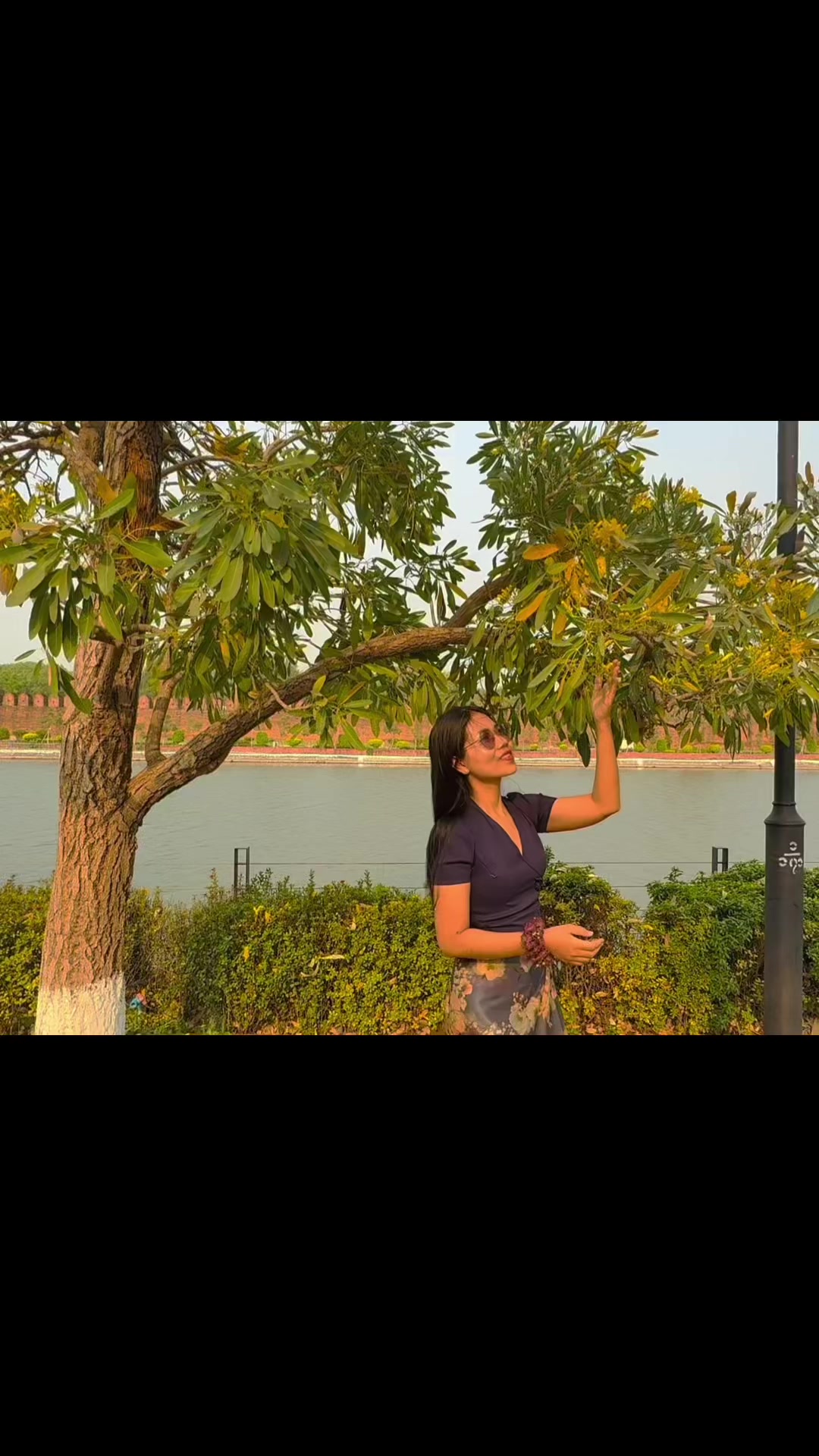 @hninshwewarwin