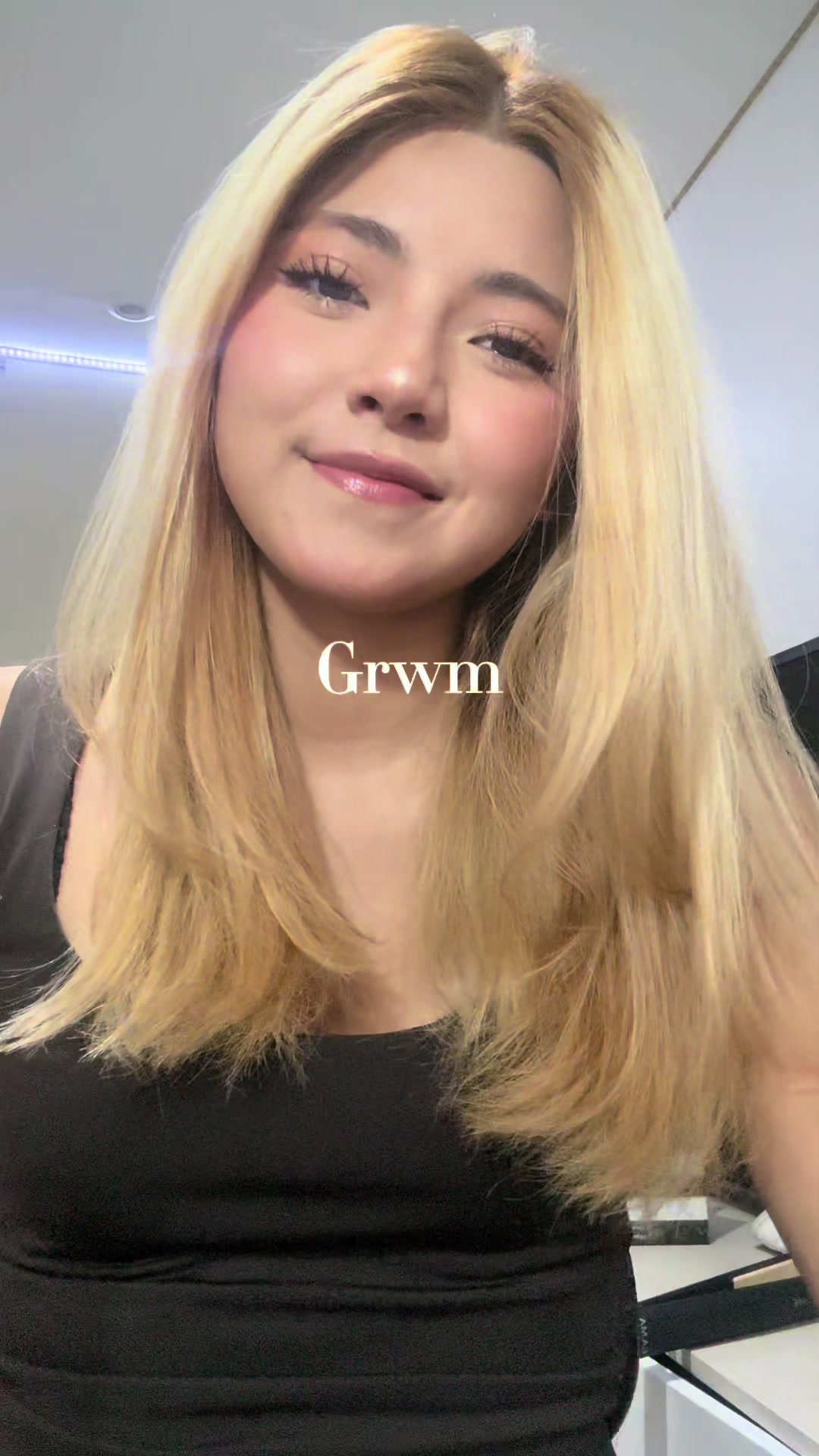@𝐓