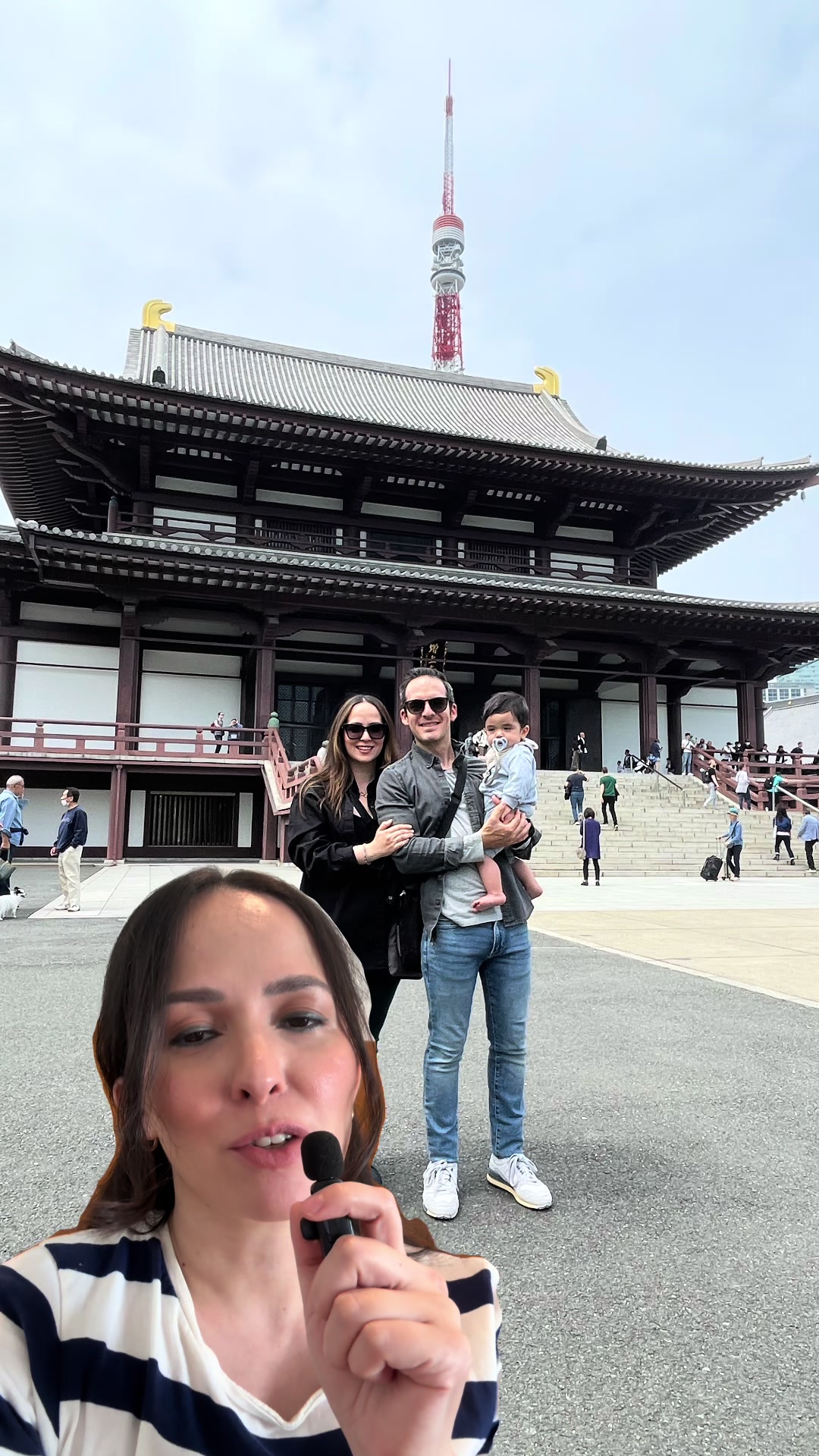 @Julieta De La Garza
