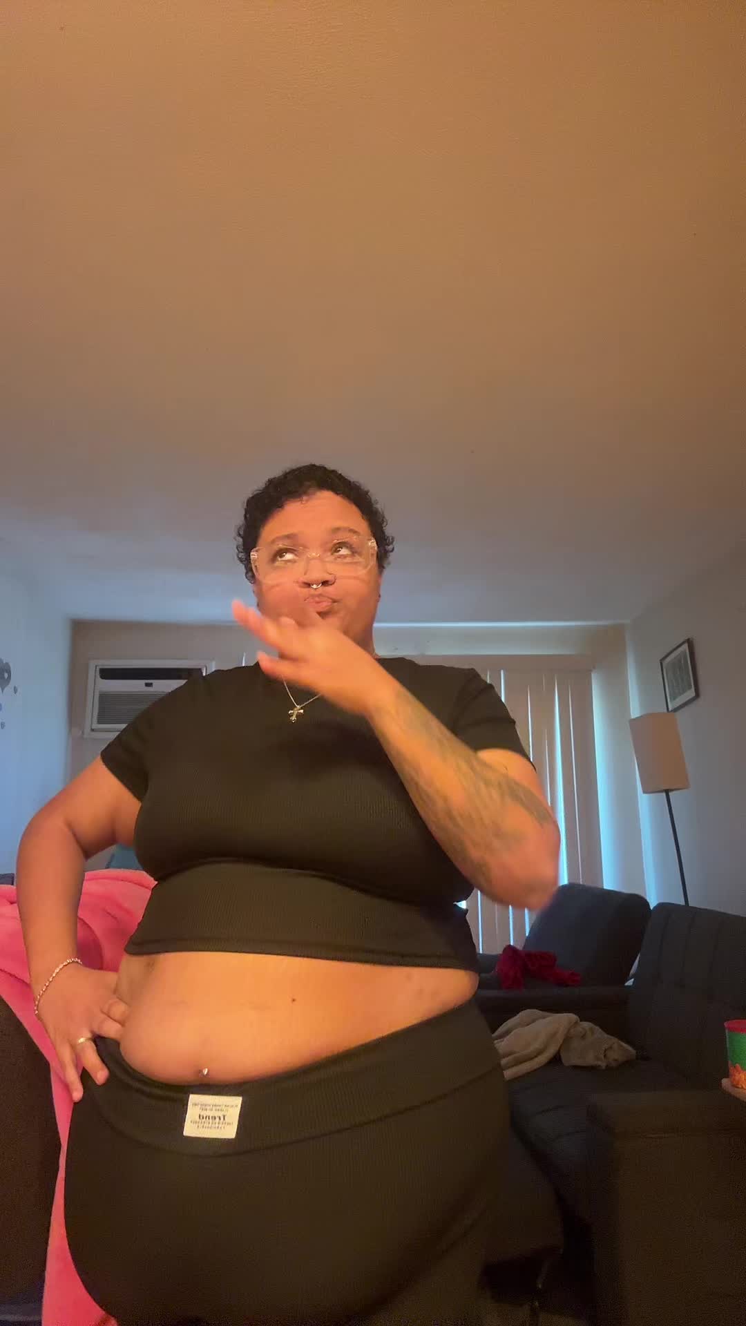 @Avery25