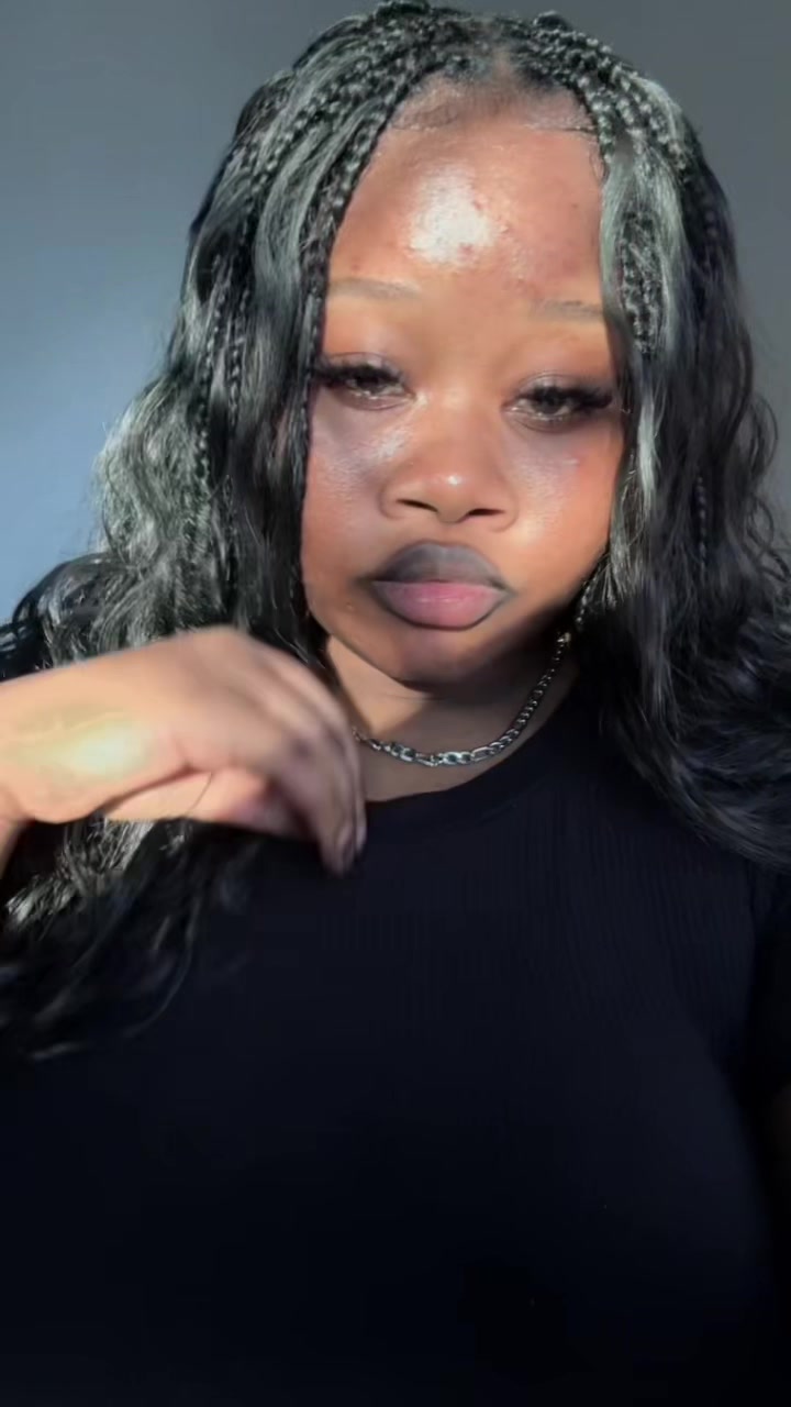 @Angel•✌🏽