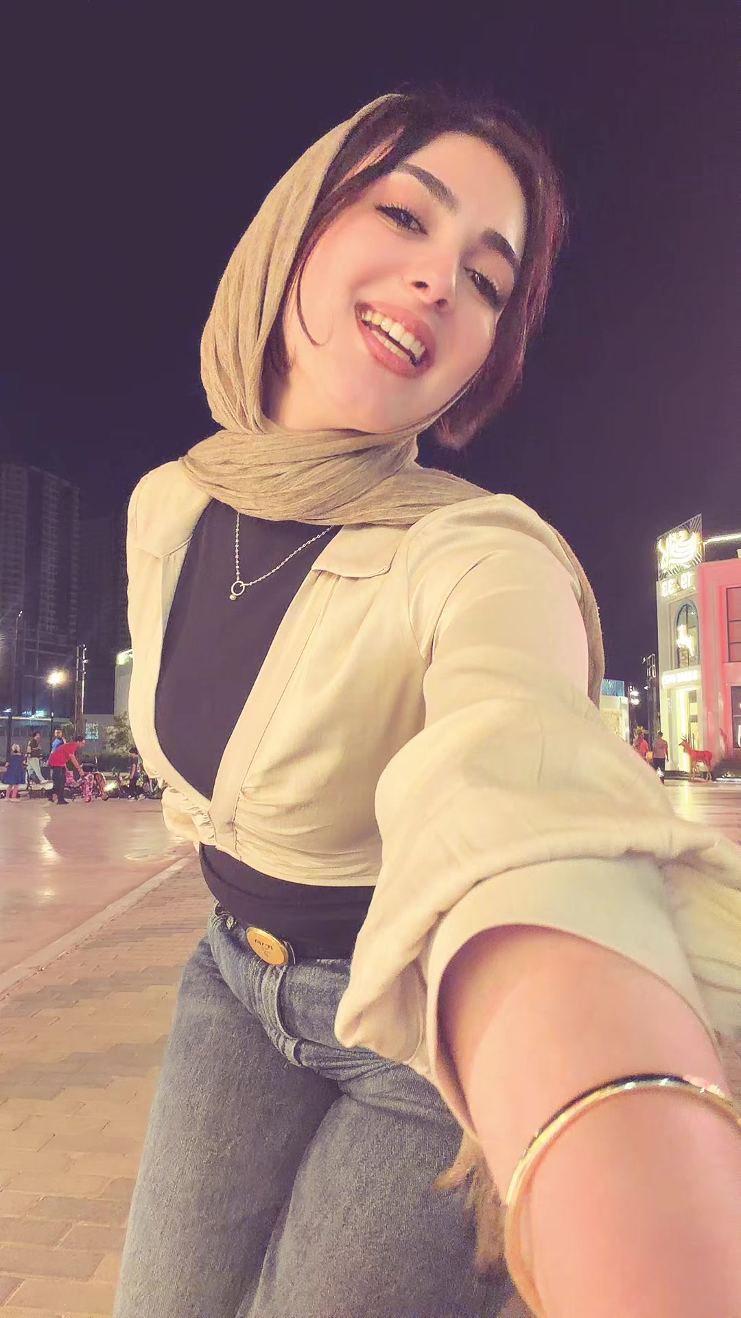 @Zoza Abaza