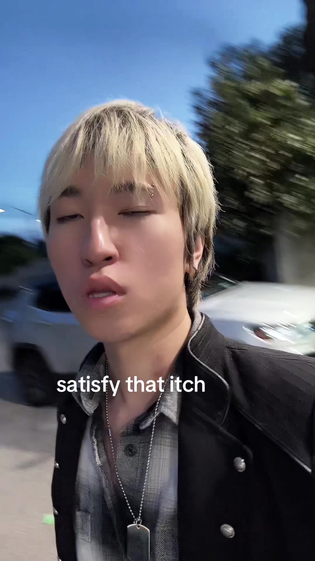 @℮*