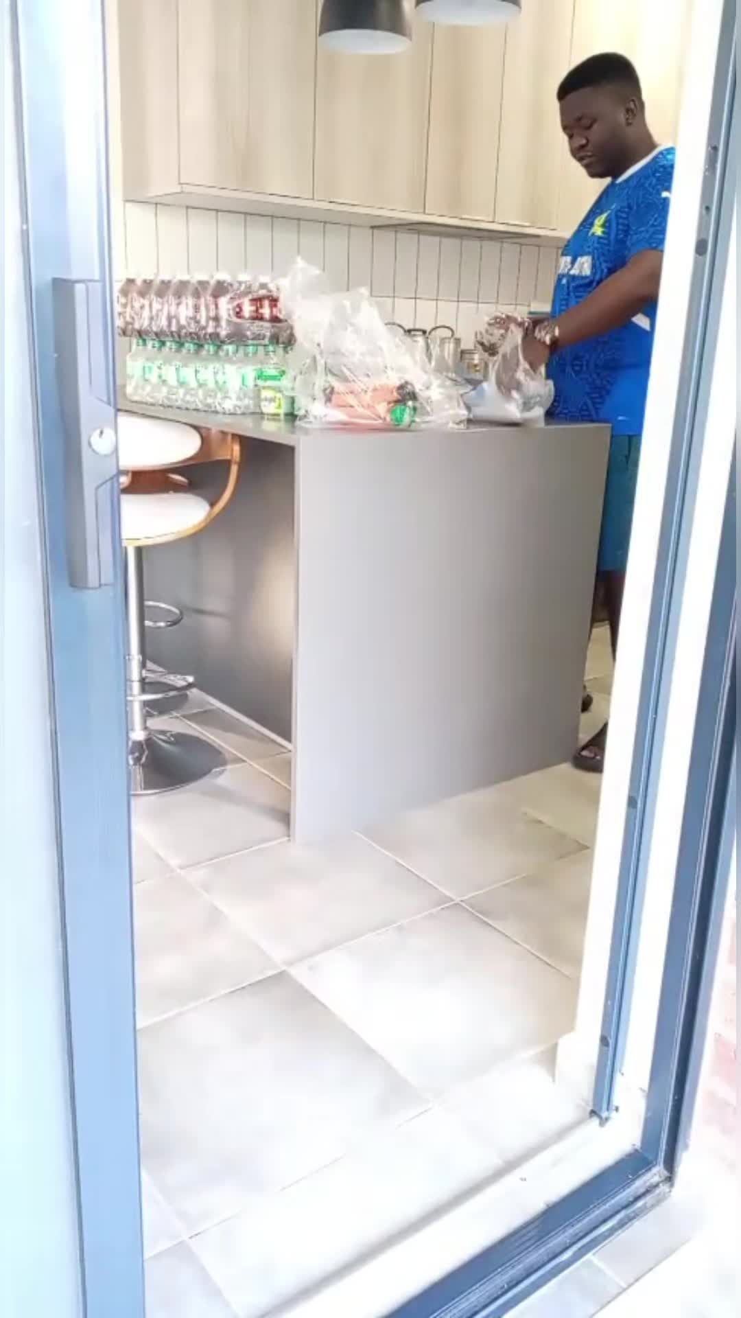 @Tebogo Moloto