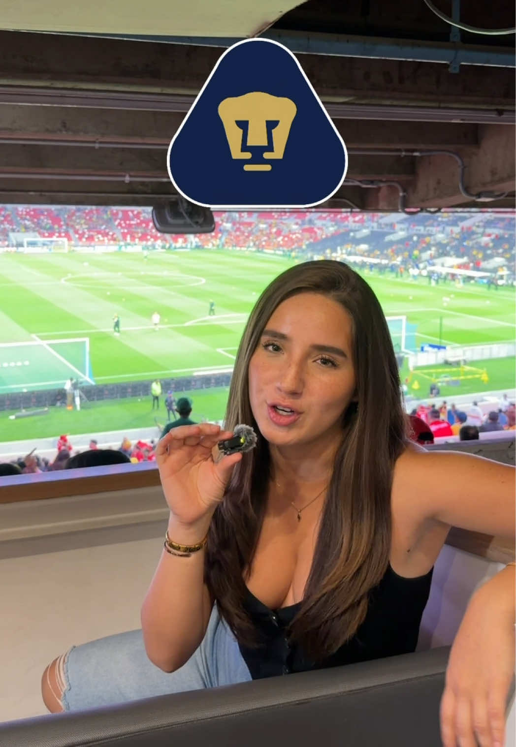 @monicarosales13