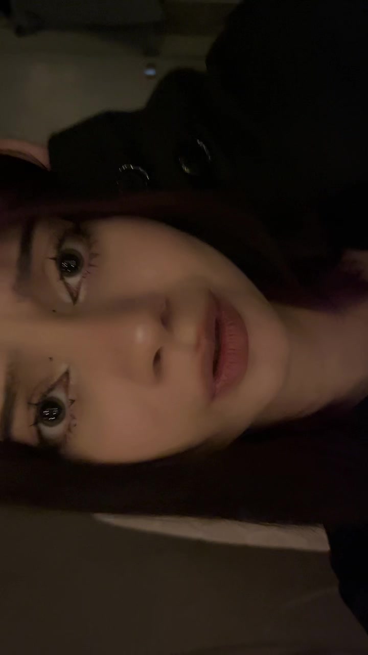@сашко🧎🏻♀️