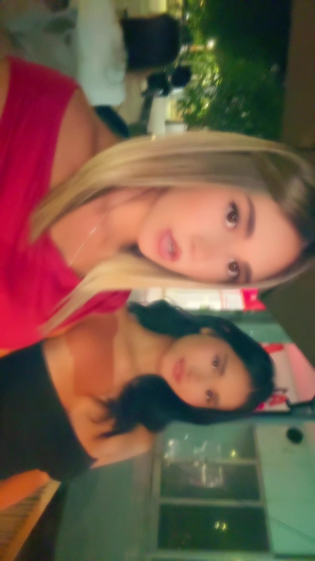 @🖤