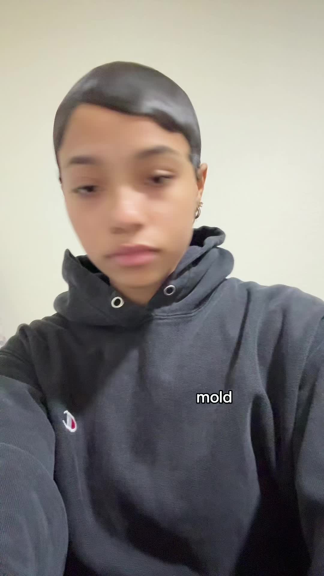 @b.