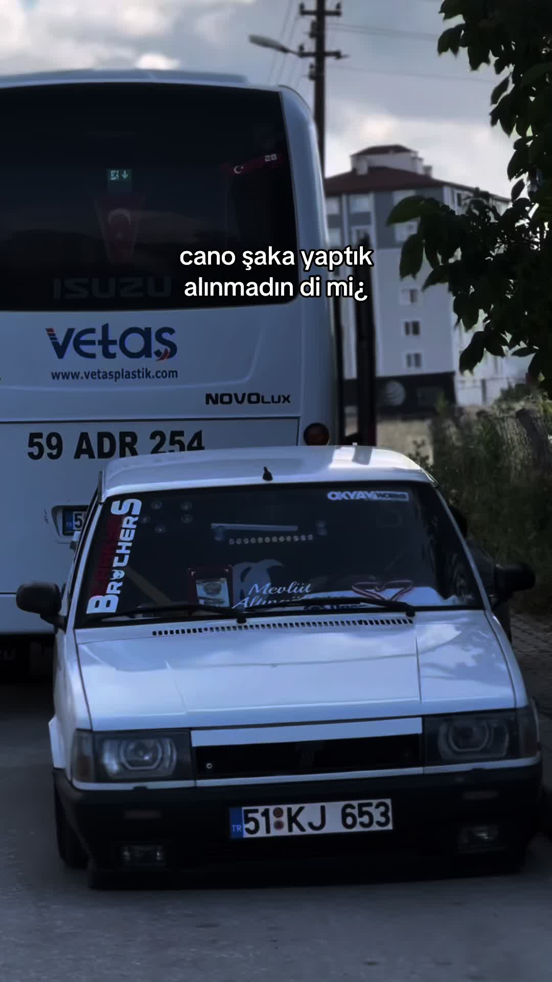 @😉