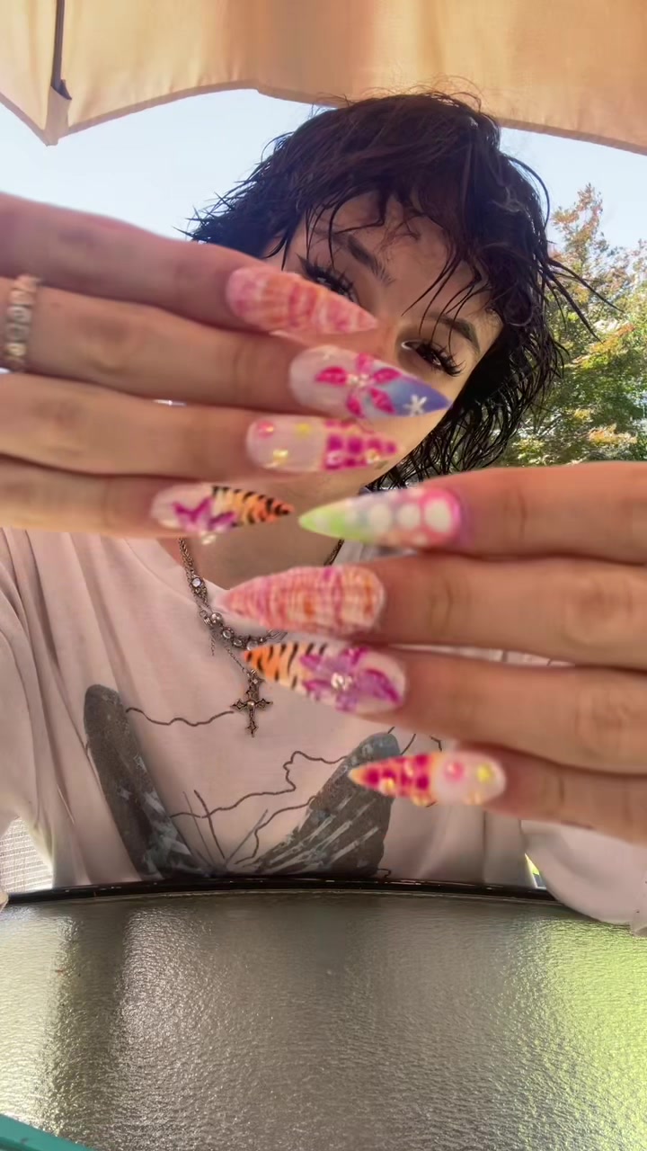 @Kittyh0