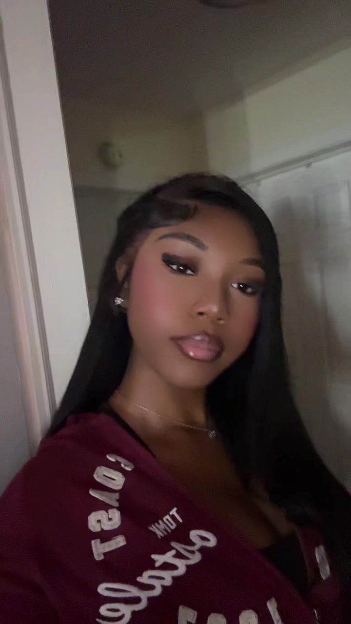 @Niyah🌺