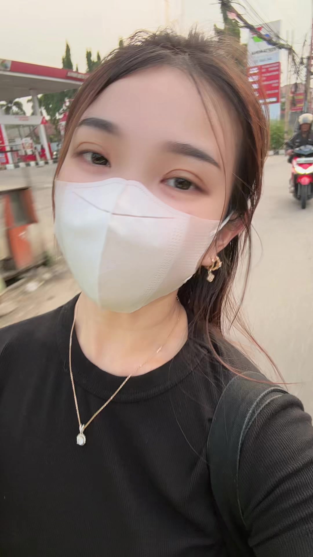 @ItsMe_Via