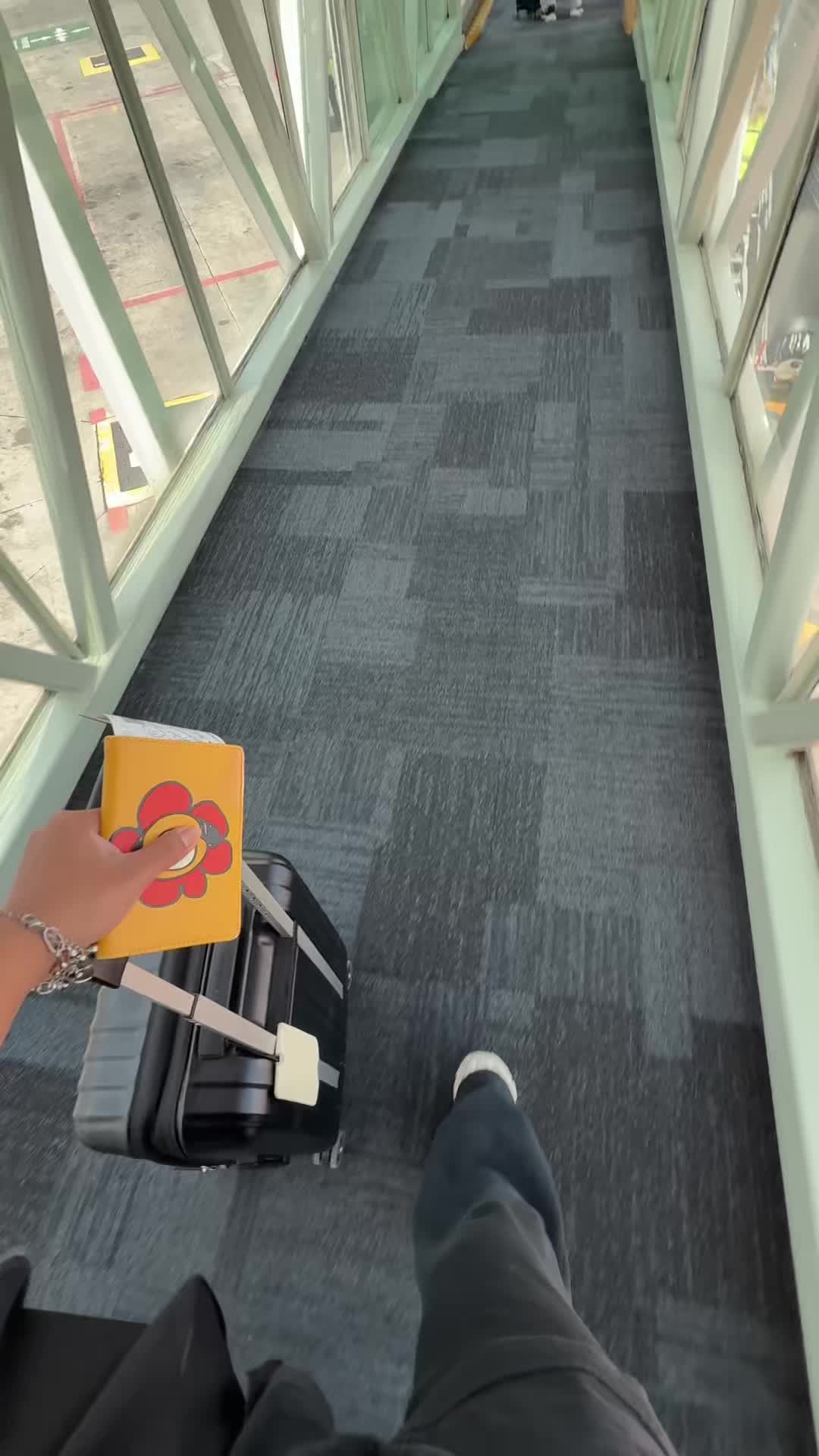 @xoxo_hongjo0ng