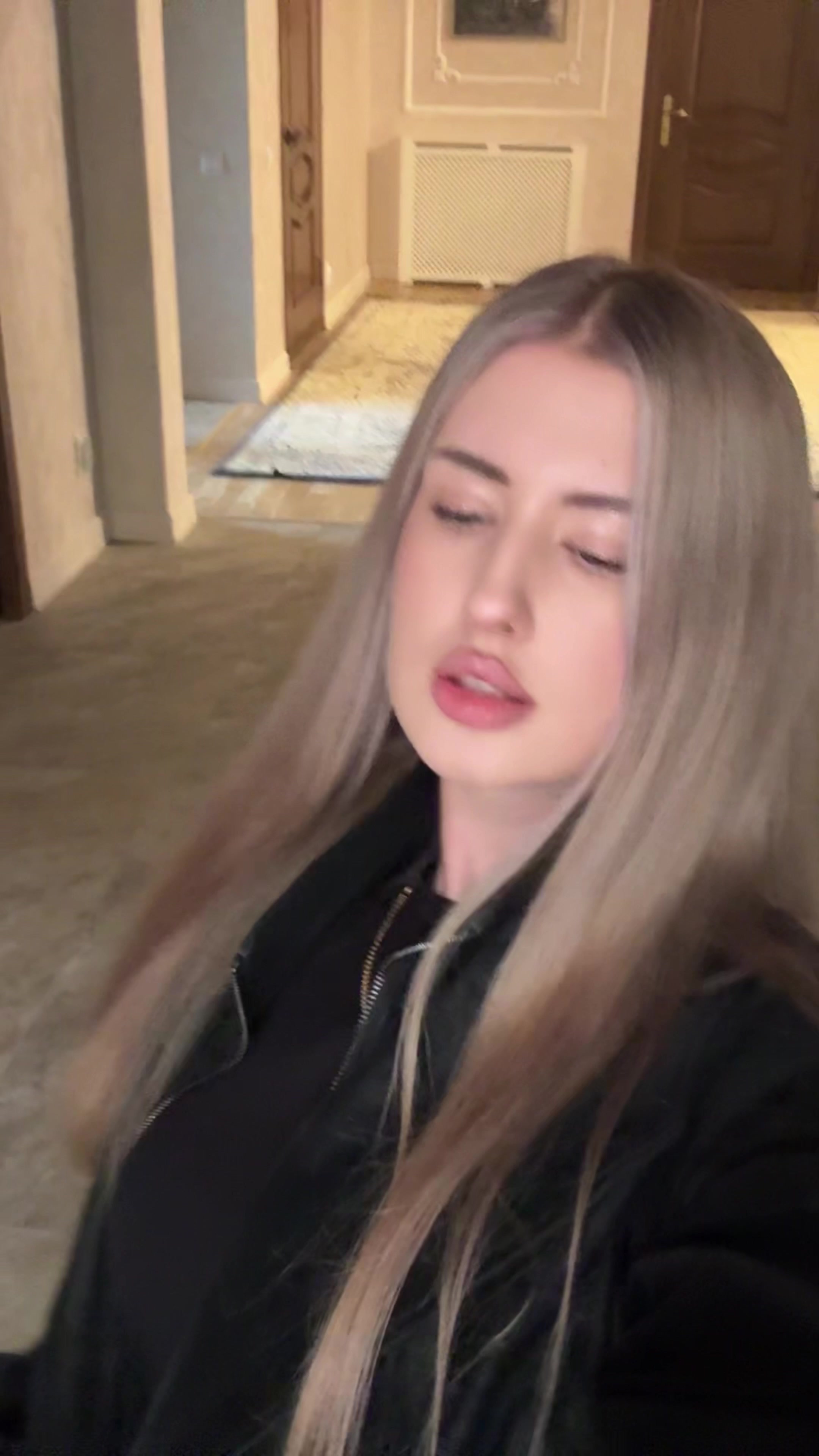 @блонда 🪽