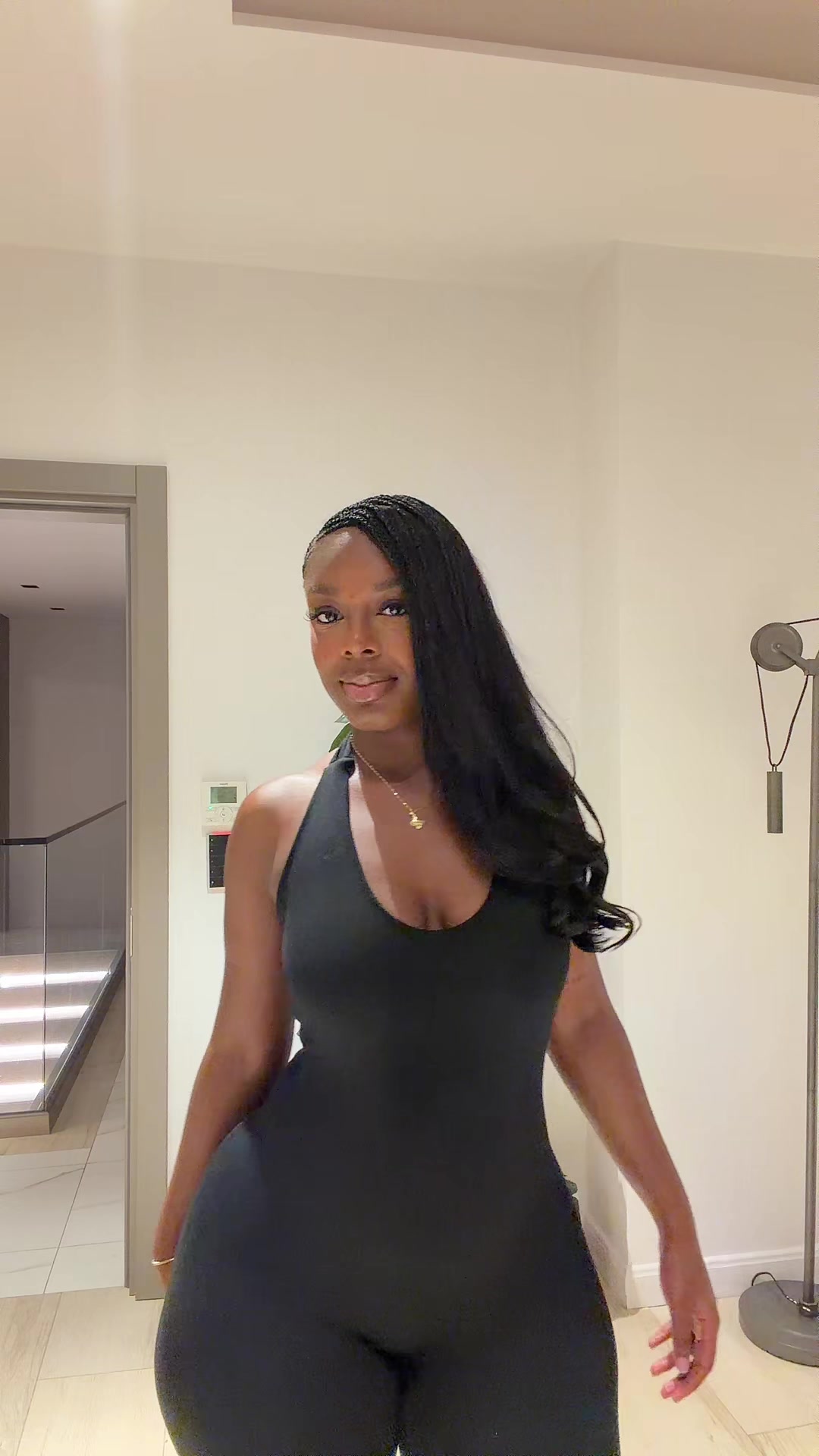 @Ren&eacute;e 🦋