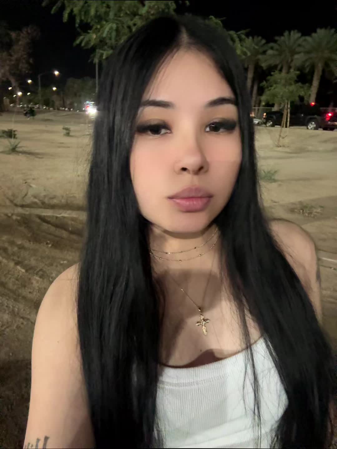 @ivonnee