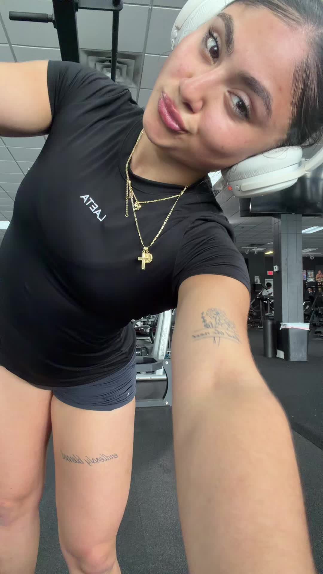 @helen.vilatoro