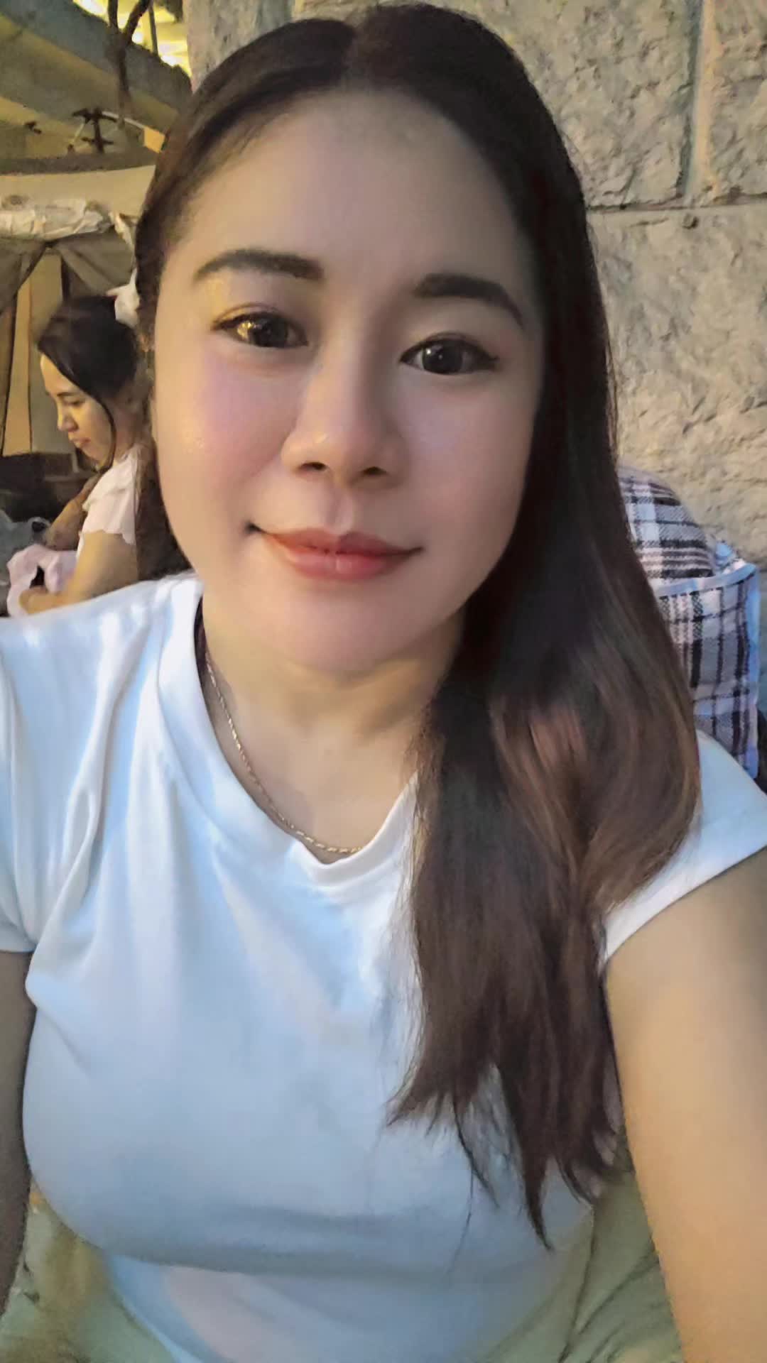 @Olivia๐ญ๐ฐ